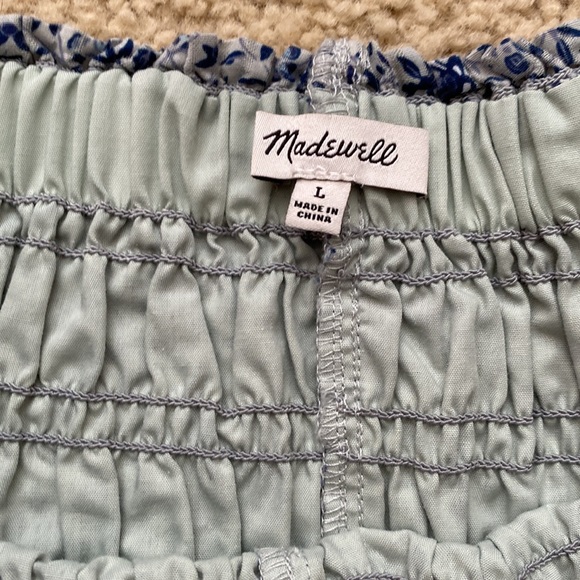 Madewell 2022 Smocked Pull-On Shorts in Florentine Floral (Size L) - Picture 4 of 4